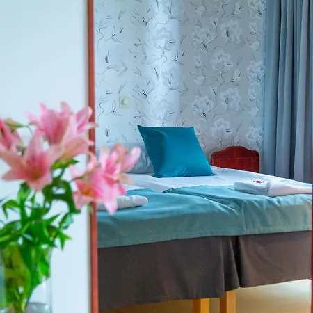 Hotel Keurusselkae 3*