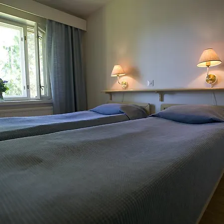 Szálloda Keurusselkae 3*