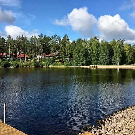 Hotel Keurusselkae 3*